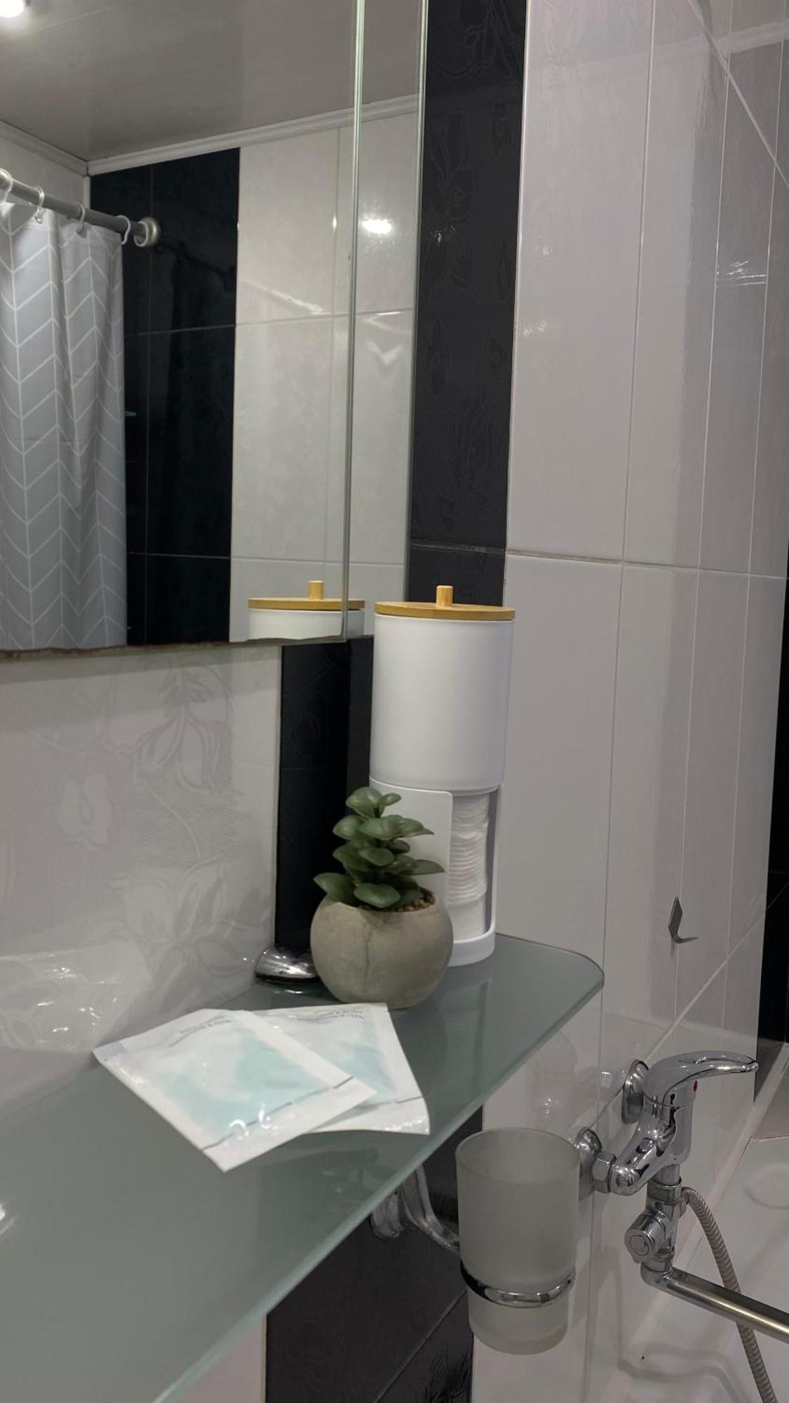 Cozy And Comfortable Apartment แชร์กาซี ภายนอก รูปภาพ